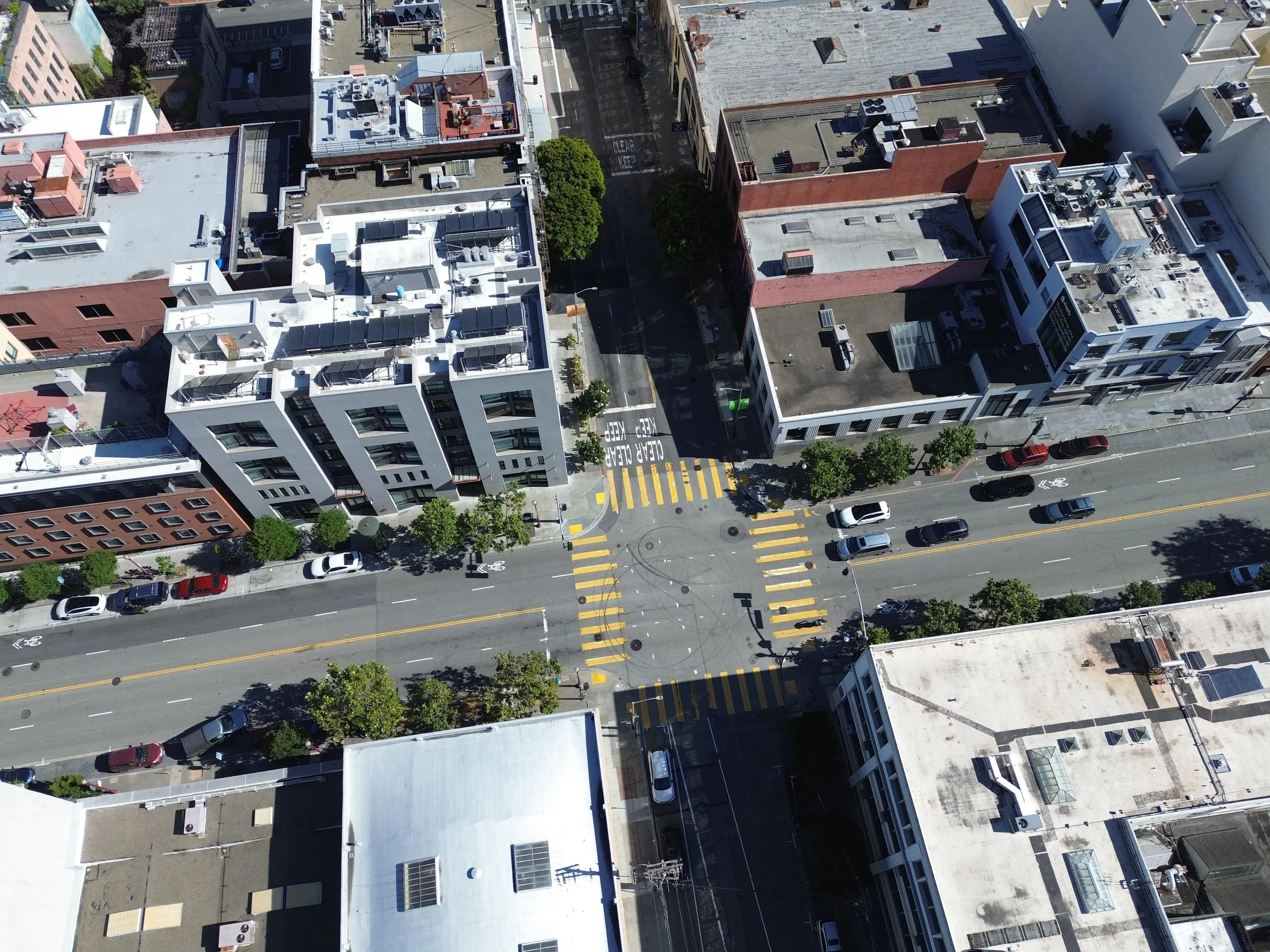 Current public Spexi oblique drone imagery of a dense urban intersection